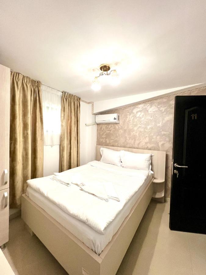 Hotel Marina 2 布加勒斯特 外观 照片