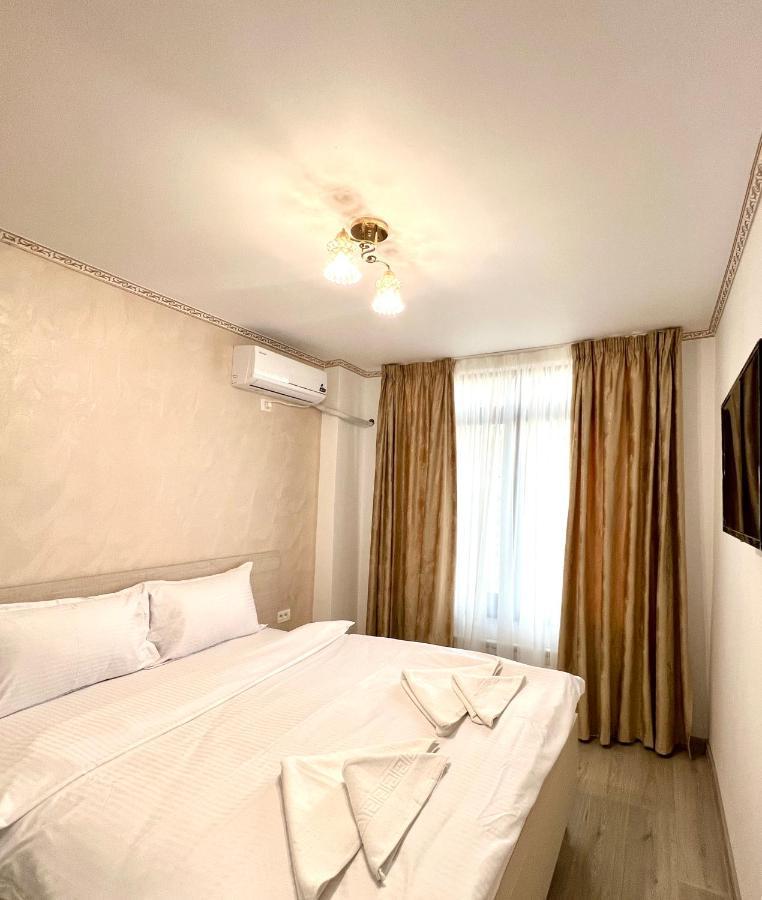 Hotel Marina 2 布加勒斯特 外观 照片