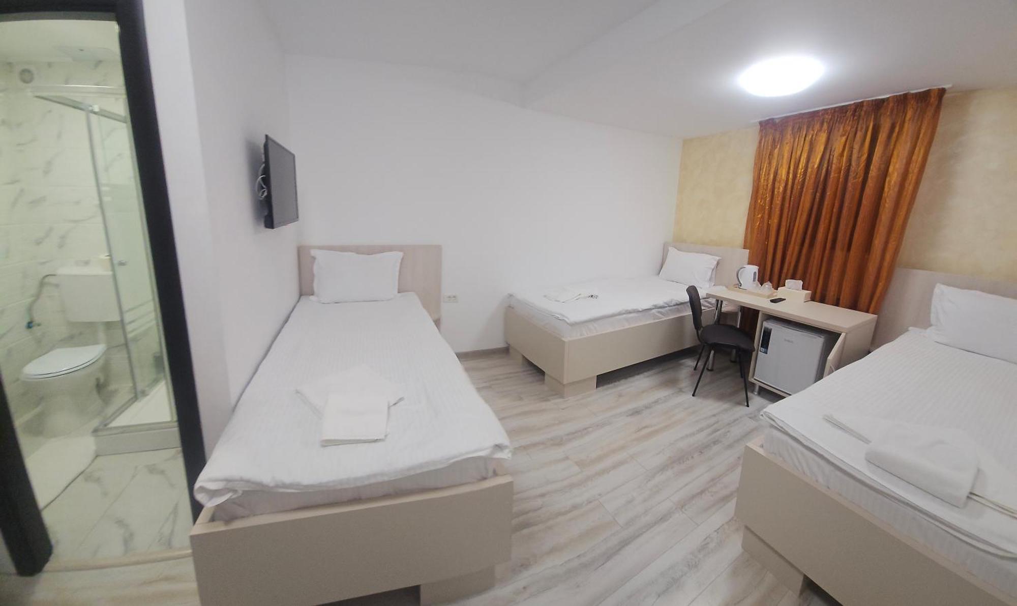 Hotel Marina 2 布加勒斯特 外观 照片